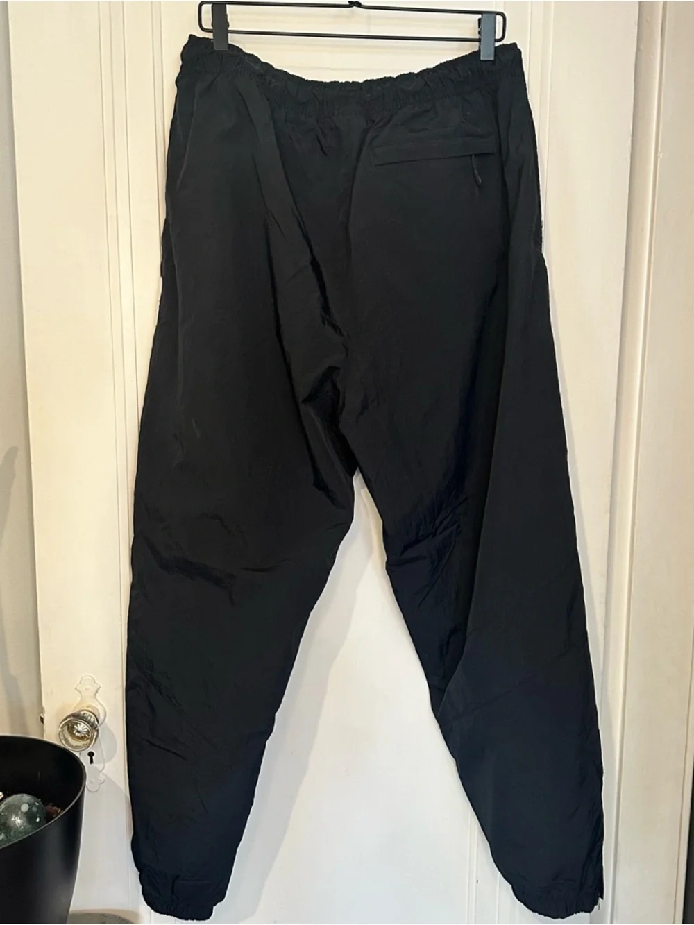 Jordan Flight Essential Statement men’s Black Elastic Waist wind pants